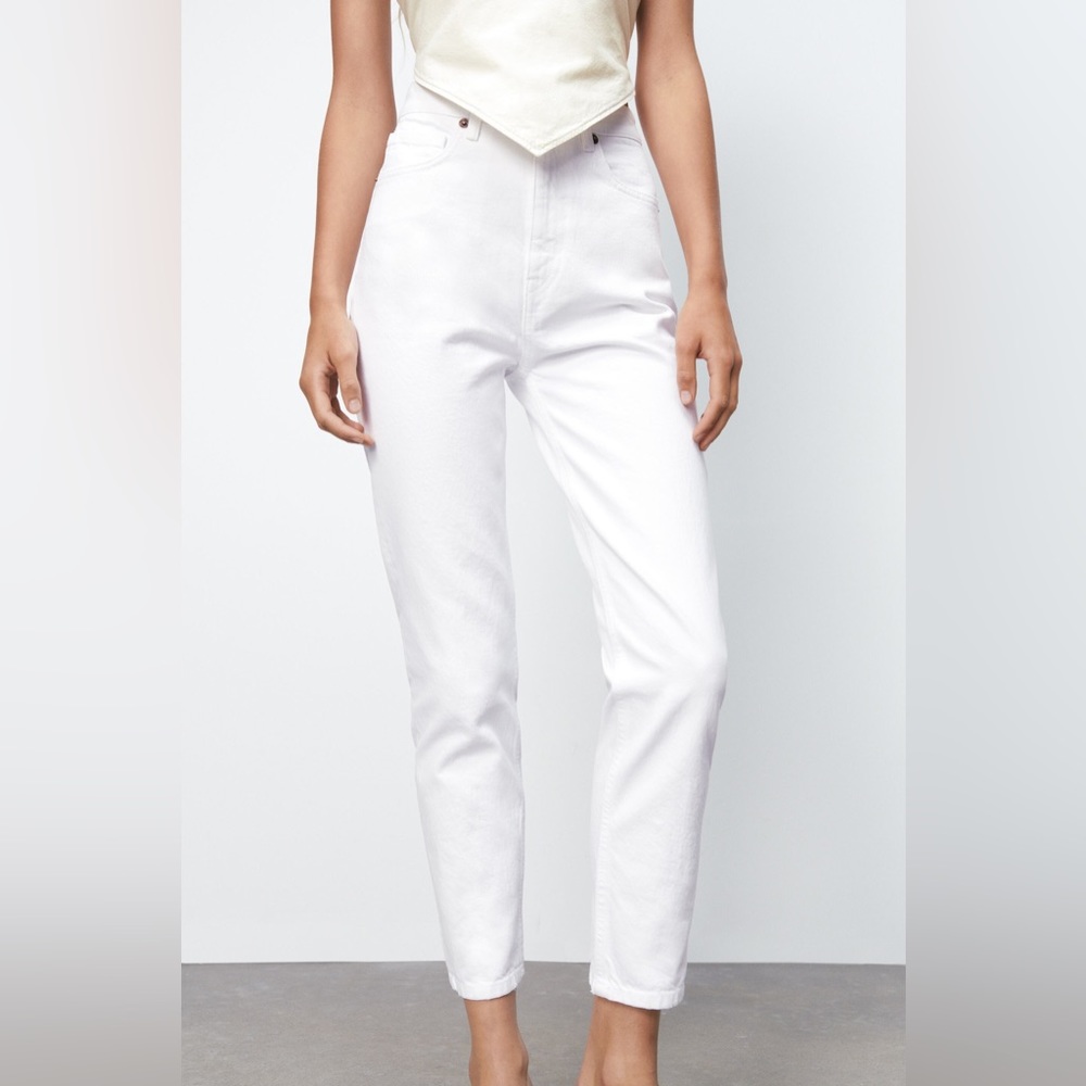 ZARA Mom Fit Jeans